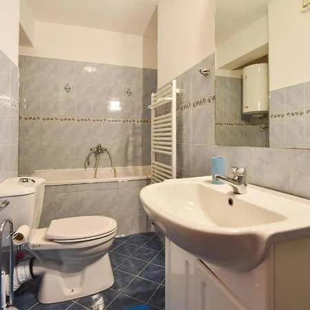 Amazing In With Wifi Apartment *